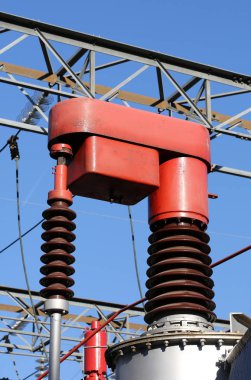 değişen bir gerilim trafo oranını bir po adlı bileşeni