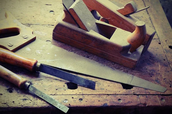 Planer and chisels and other tools in the ancient workshop — Stock Photo, Image