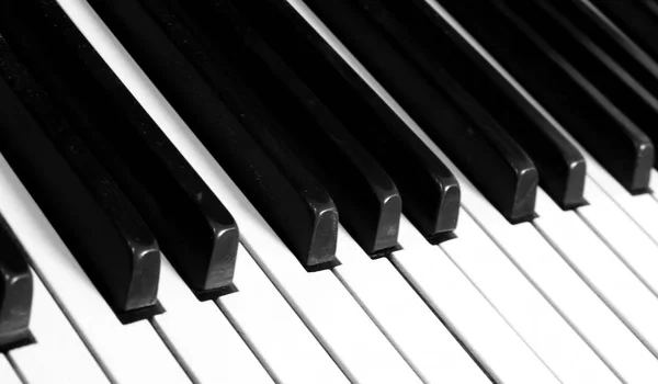 Detail of a piano keyboard with many keys — Stock Photo, Image