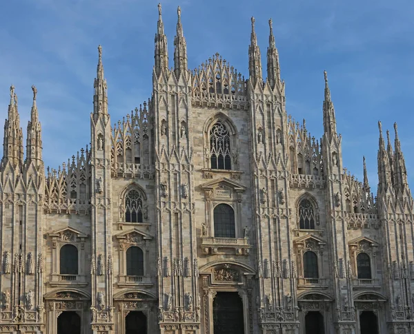 Cathedral Basilica of the Nativity of Saint Mary in Milano – stockfoto