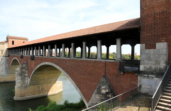 Old bridge over the TICINO River in Pavia City in Italy — Stock Photo, Image