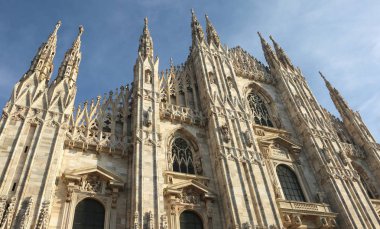 Gotik Katedrali Duomo Milan Kuzey İtalya'daki adı