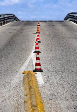 olmadan araba trafik koniler ile uygulama projesi