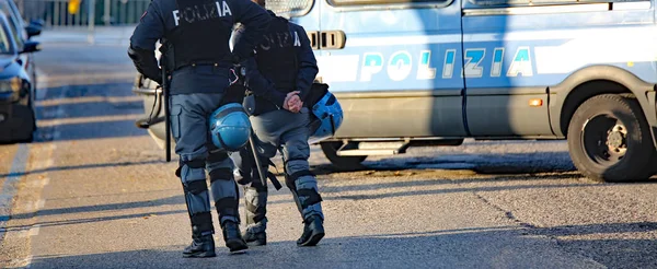 Italian cops with armored car during an anti-terrorism control — Stock Photo, Image