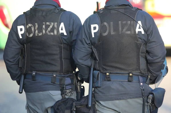 Italian cops with the words POLIZIA That means POLICE in Italian — Stock Photo, Image