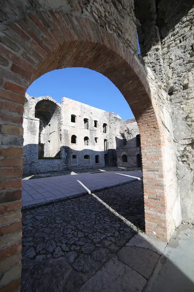 Asiago VI Italia antigua fortaleza de la Primera Guerra Mundial —  Fotos de Stock