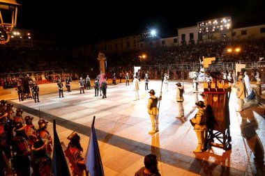 Marostica, VI, İtalya - 9 Eylül 2016:main satranç oyunu ile yeniden
