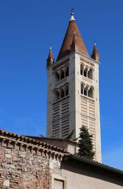 çan kulesi, San Zeno bazilikanın Kuzey İtalya'daki Verona
