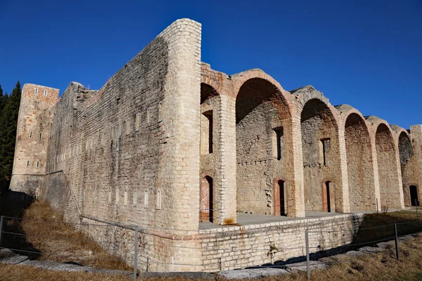 Ancient barracks of the soldiers of the First World War in the N — Stock Photo, Image