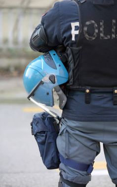 bir anti-terör denetim o sırasında polisin mavi Bereliler