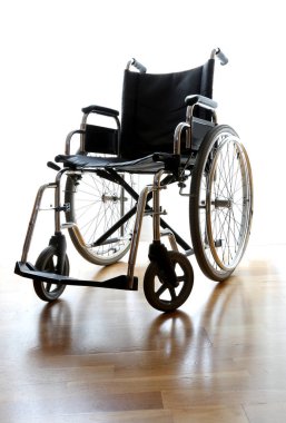 tekerlekli sandalye rehabilitati için tıbbi klinik yatak odasında