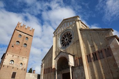 San Zeno Verona Kuzey İtalya'daki antik Bazilikası