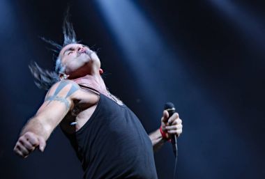 Padua Padova, Pd, İtalya - 29 Şubat 2017: Piero Pelu vocali