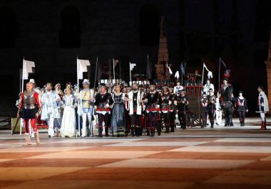 Marostica, VI, İtalya - 9 Eylül 2016: karakterler kostüm