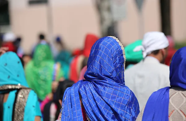 Sikh ženy s modrý závoj — Stock fotografie