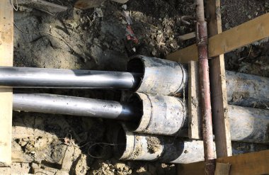 Fiber optik kaplama için ve yüksek hızlı stajyer için yol kazı