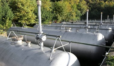 Endüstriyel gaz depolama tesisleri
