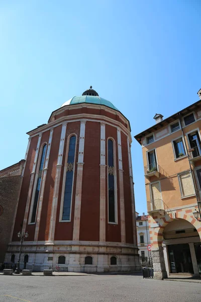 Katedrála v italském městě Vicenza — Stock fotografie