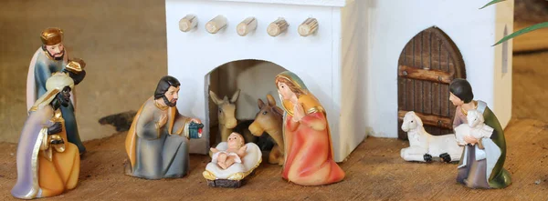 Palestinian nativity scene with holy family set in the middle ea — Stock Photo, Image