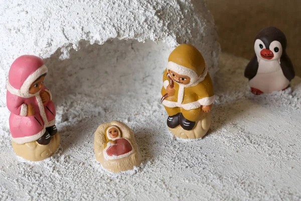 Igloo and Icelandic crib figurines of the Holy Family set — Stock Photo, Image