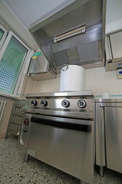 ticari mutfak alttan görünüm