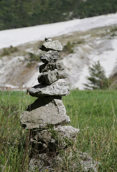 Hromadu kamení jako symbol modlitby — Stock fotografie