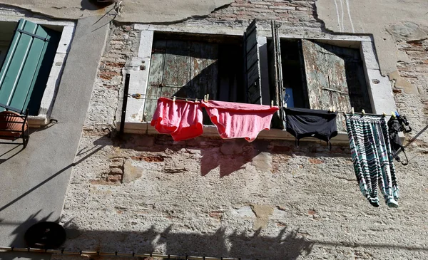 Underwear and cloths to dry out of the house — Stock Photo, Image