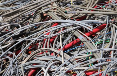 arka planını geri dönüştürülebilir bir ma birçok terk edilmiş elektrik telleri