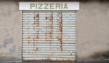 kapaklı ekonomi nedeniyle kapalı pizzacı metni ile imzalamak