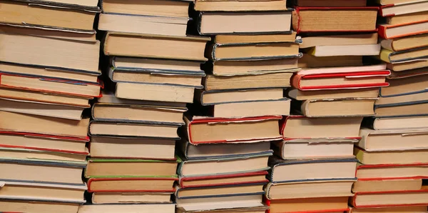 Arka plan birçok kitap satış