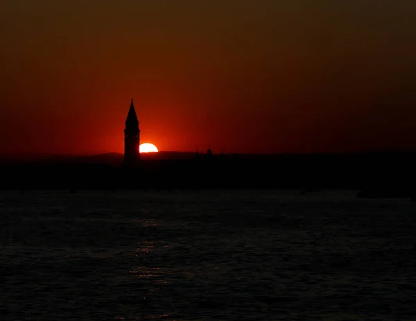 Güneş batımında Venedik İtalya — Stok fotoğraf