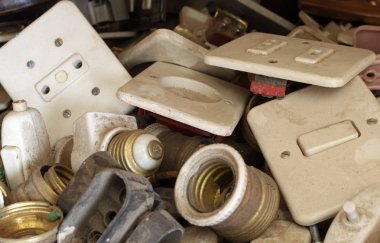 Antik elektrik anahtarları elektrik prizine lamba Satılık 