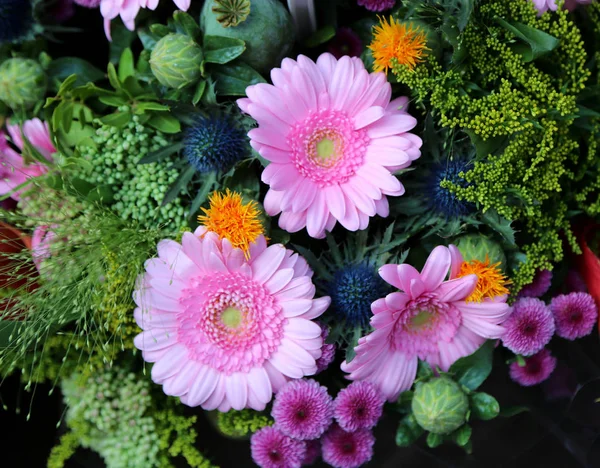 Bunch of flowers with gerberas for sale in the flower market — Stock Photo, Image