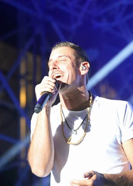 Vicenza, VI, Italia - 5 Eylül 2017: Canlı konser Gabbani