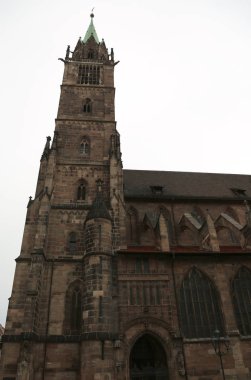 St. Lawrence kilise ya da Aziz Lorenz ortaçağ kilise innurem olduğunu