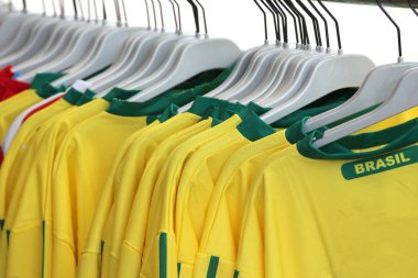 T-Shirt ile metin Brasil Satılık dükkan