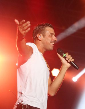 Vicenza, VI, İtalya - 5 Eylül 2017: Gabbani canlı konser 