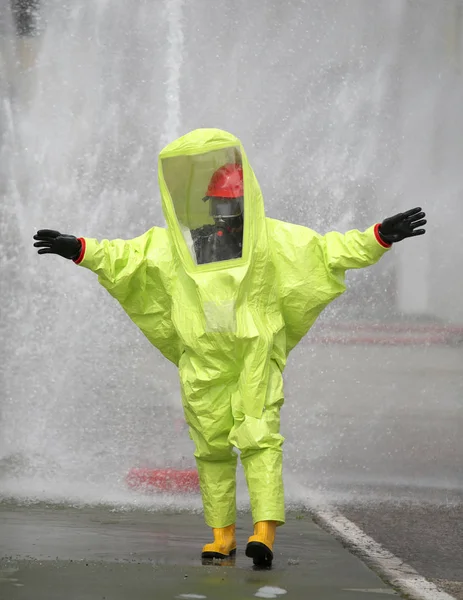 Protective suit against chemical and bacteriological virus attac — Stock Photo, Image