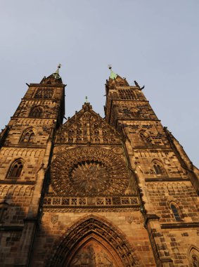 Aziz Lorenz aynı zamanda Lorenzkirche ihbar Alman bir bana dilidir