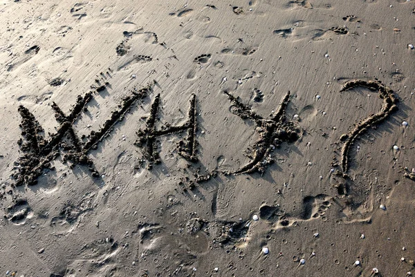 Bra inskrift varför på strand sanden — Stockfoto