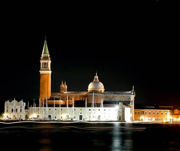 Kilise Saint Geroge Venedik lagün gece ve b ile içinde