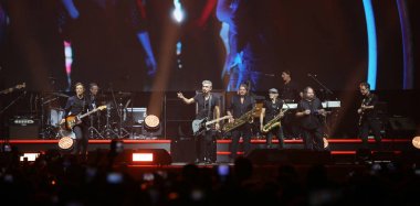 Padova, Pd, İtalya - 20 Ekim 2017: Live konser Luc kapalı
