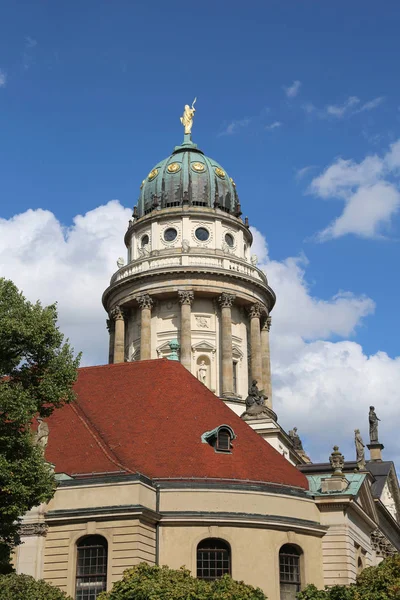 ベルリン。双子教会のドームというフランスの大聖堂 — ストック写真