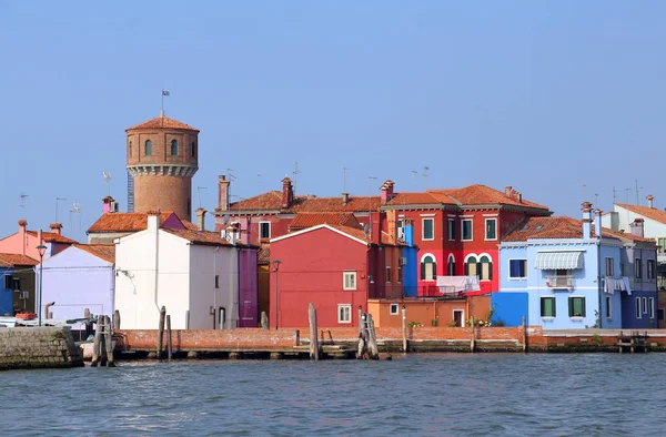 Skyline of Burano Island with houses with many colors — Stock Photo, Image