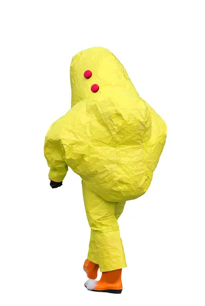 Uomo con tuta protettiva gialla contro biologico e chimico — Foto Stock