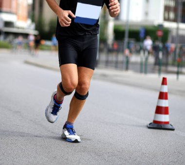 diz, bandaj ile izole runner