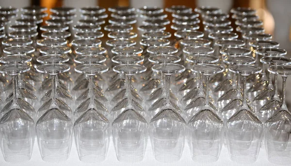 Many fragile crystal glasses — Stock Photo, Image