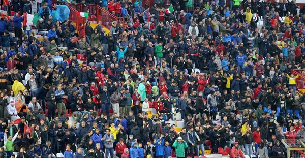 VICENZA, ITALIA - 13 de octubre de 2015: Campeonato de la UEFA Sub-21 Qu —  Fotos de Stock