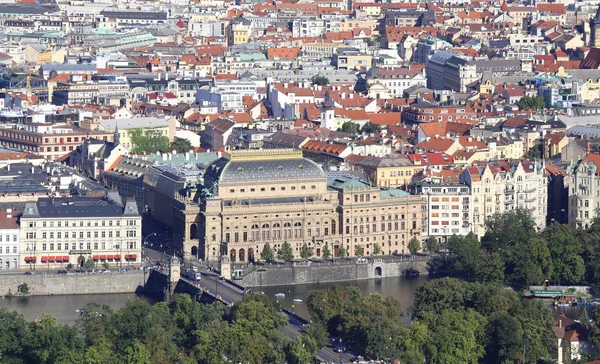 Prag, Tschechische Republik - 24. August 2016: Panoramablick mit der Ma — Stockfoto