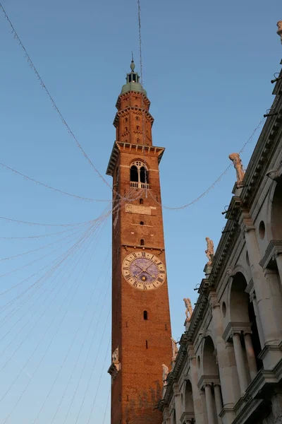Tour appelée Torre Bissara dans la ville de VICENZA en Italie — Photo